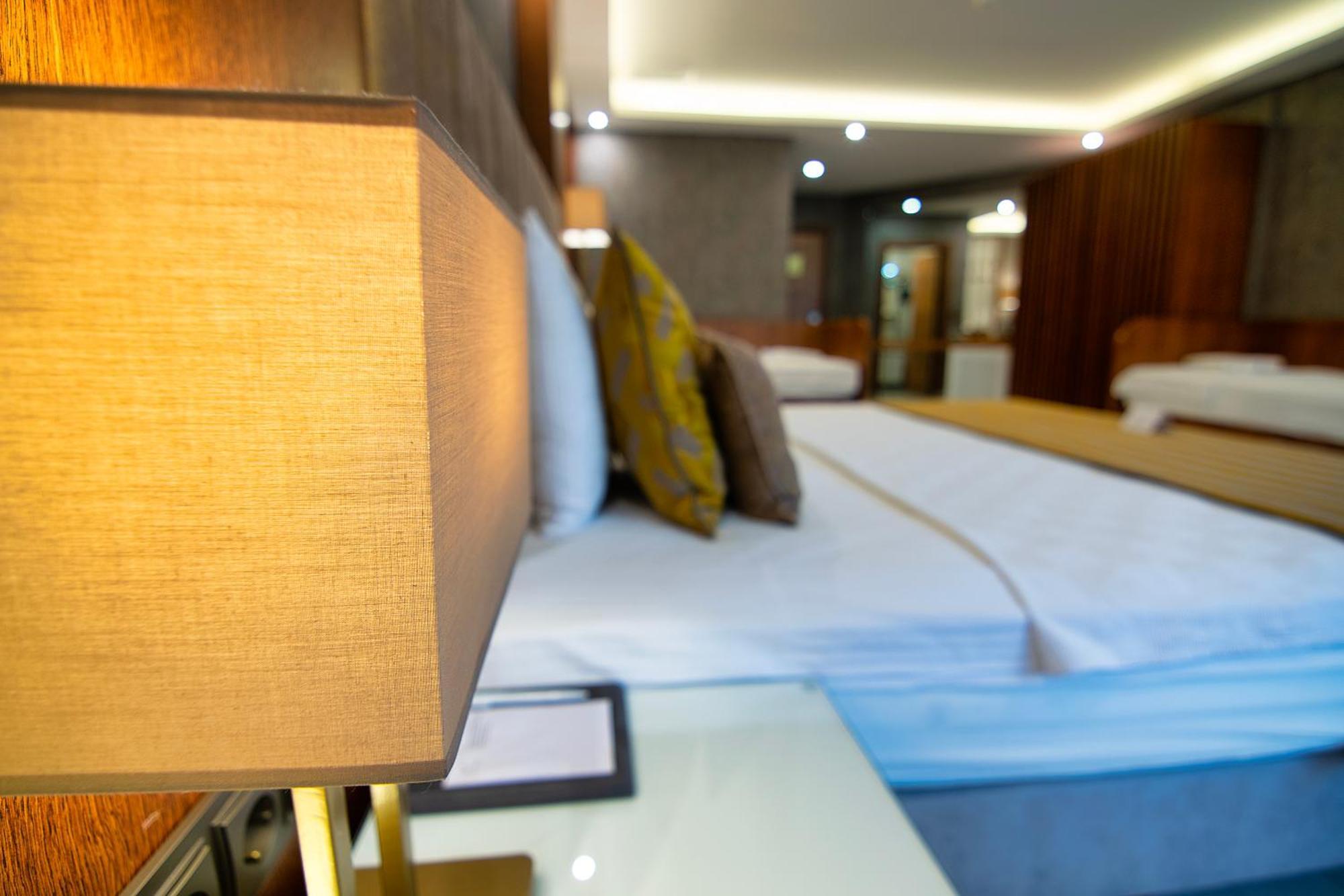 Vela Verde Hotel & Spa ยาโลวา ภายนอก รูปภาพ